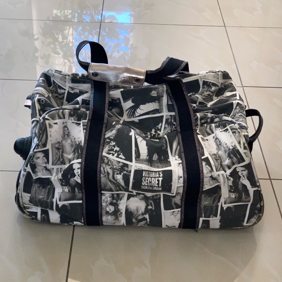 Rare HTF Collectible Supermodel Essential Fashion Show Wheelie Luggage Suitcase - Picture 3 of 13